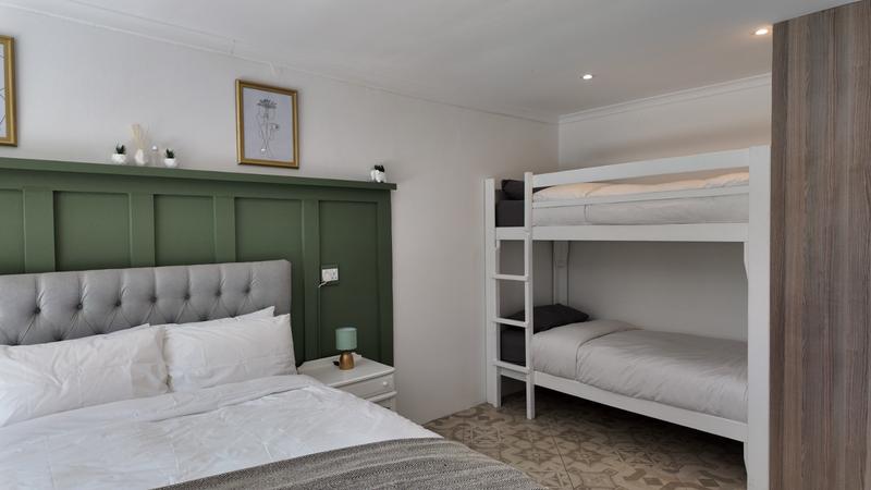 6 Bedroom Property for Sale in Rheenendal Western Cape